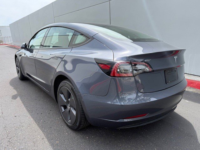 Used 2023 Tesla Model 3 Standard Range RWD image 4
