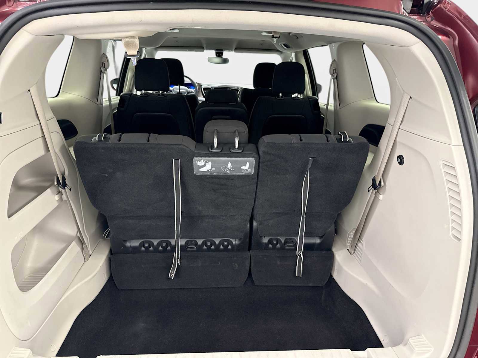 Used 2019 Chrysler Pacifica Touring Plus FWD image 26