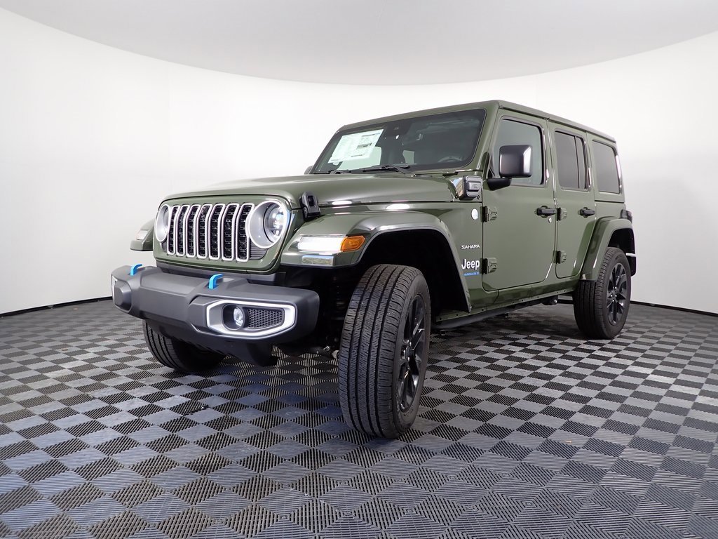 New 2024 Jeep Wrangler Unlimited Sahara w/ Technology Group image 7