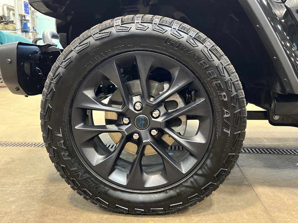 Used 2025 Jeep Wrangler Backcountry image 8