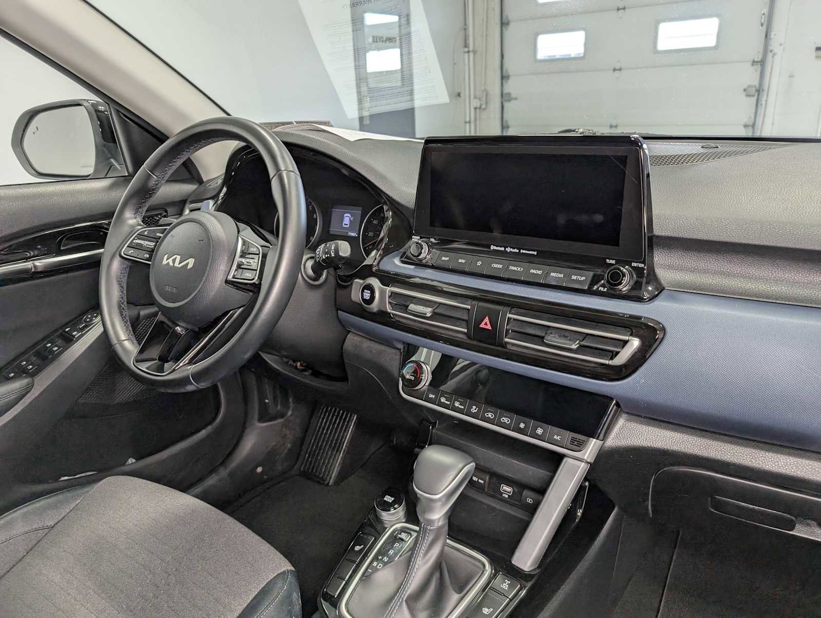 Certified 2022 Kia Seltos Nightfall Edition AWD/4WD image 40