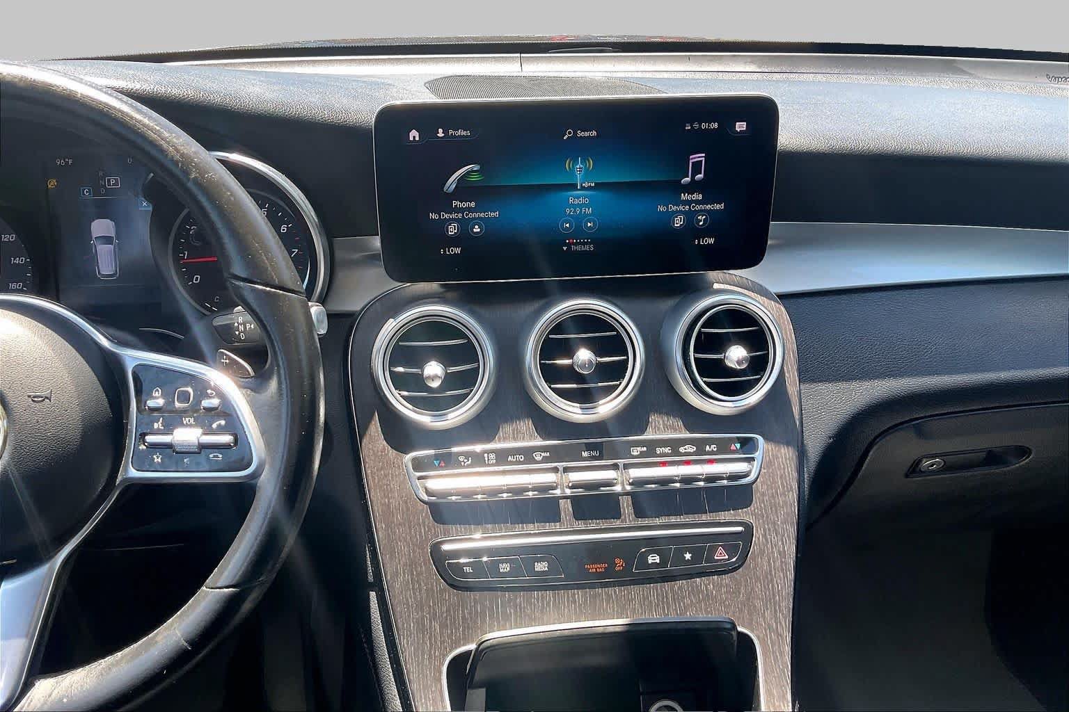 Used 2021 Mercedes-Benz GLC 300 image 7