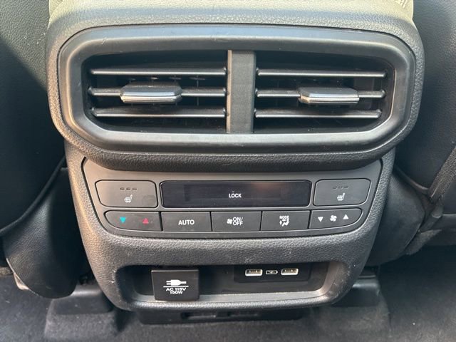 Used 2023 Honda Pilot Elite image 38
