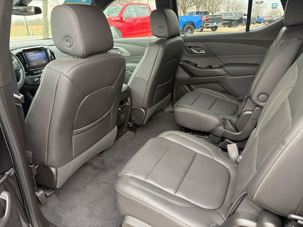 Used 2023 Chevrolet Traverse LT w/ LPO, Floor Liner Package image 14