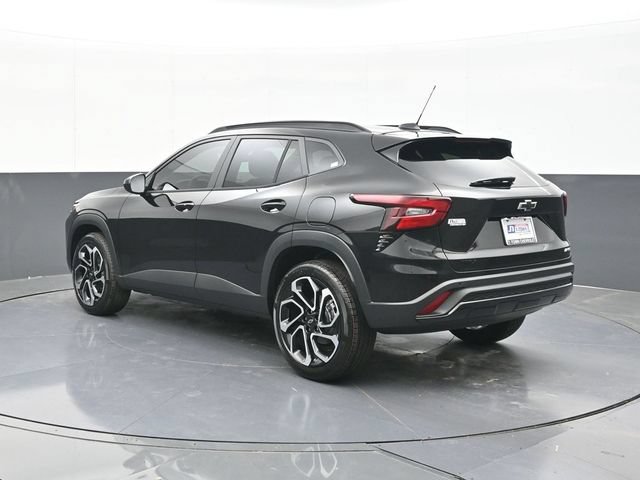 New 2026 Chevrolet Trax RS w/ Sunroof Package FWD image 7