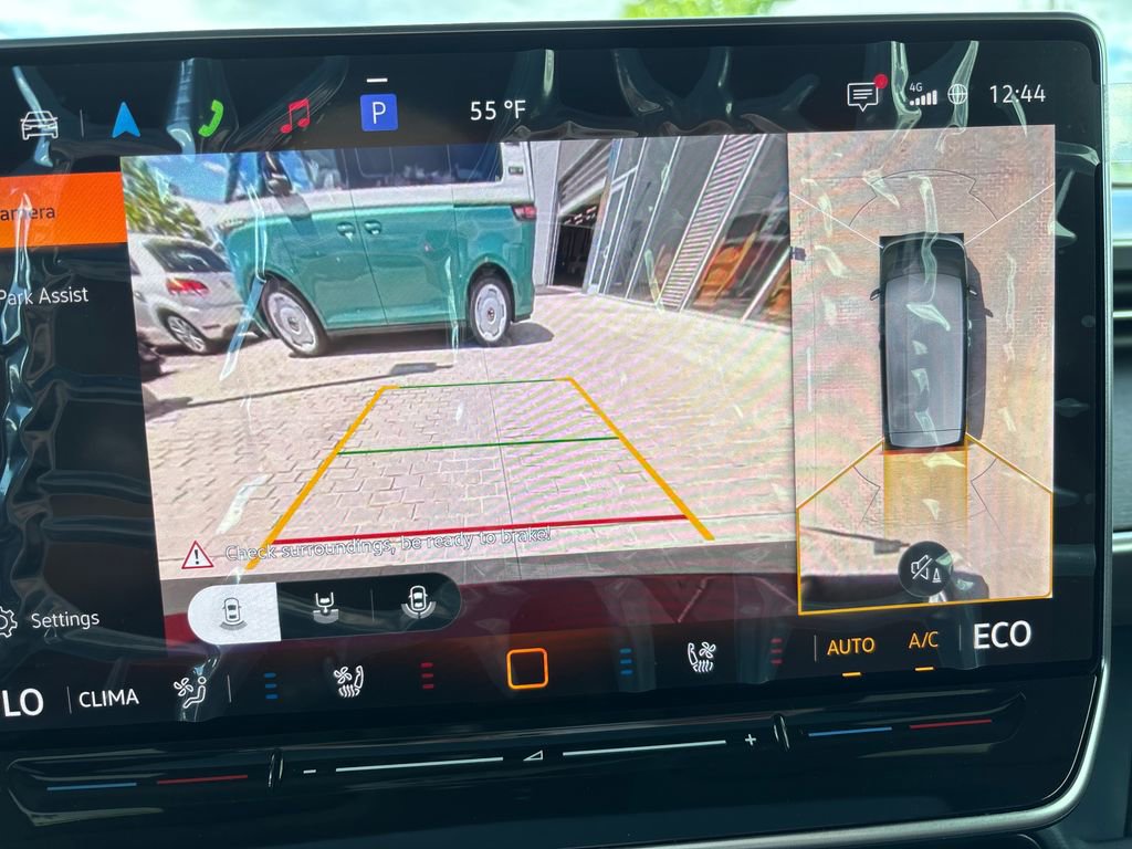 New 2025 Volkswagen ID. Buzz Pro S Plus AWD/4WD image 18