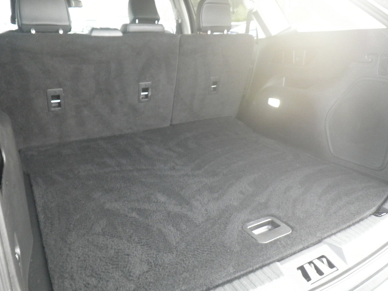 Certified 2024 Ford Edge Titanium w/ Equipment Group 301A image 21