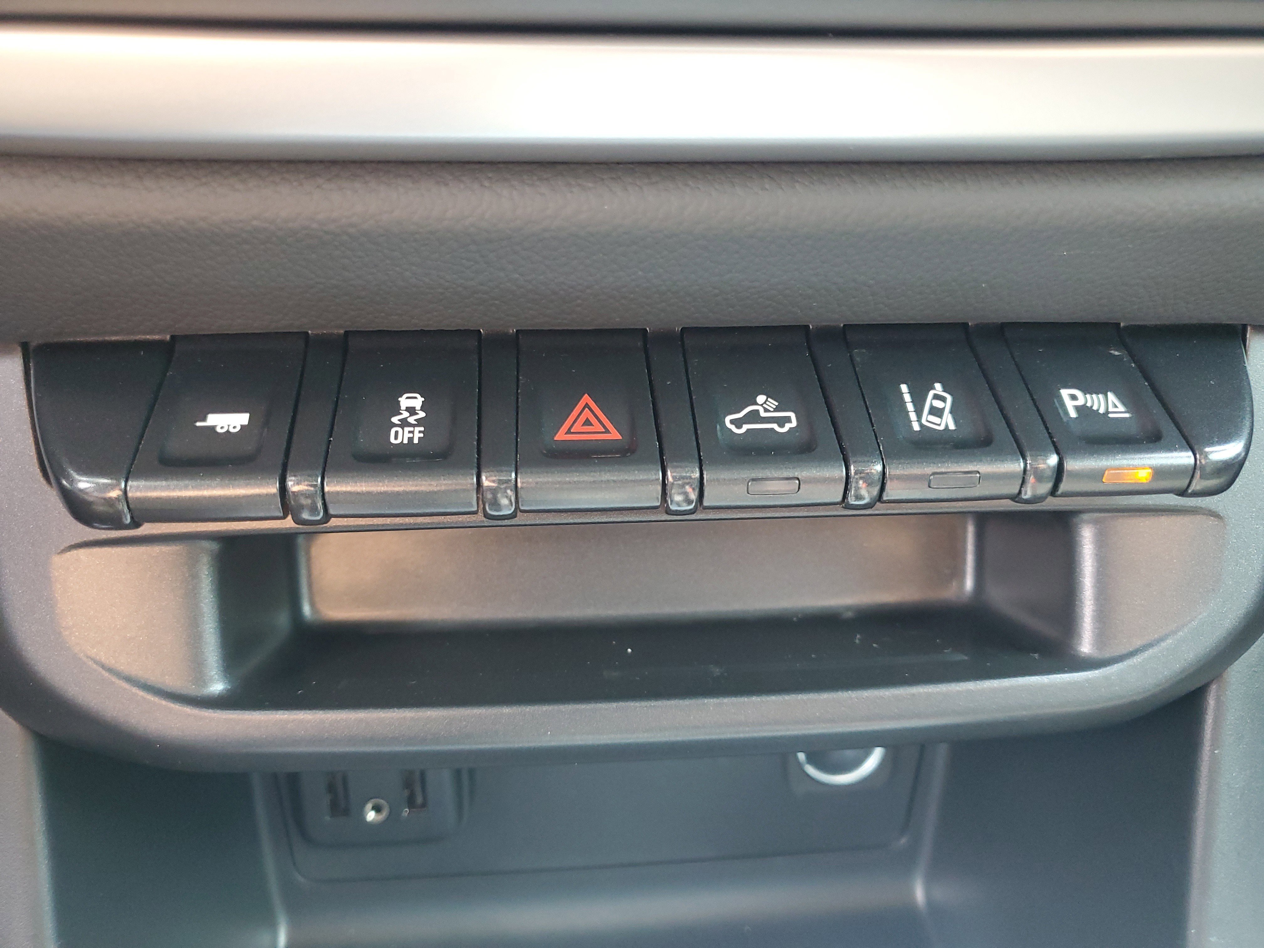 Used 2021 Chevrolet Colorado LT w/ Safety Package RWD image 30
