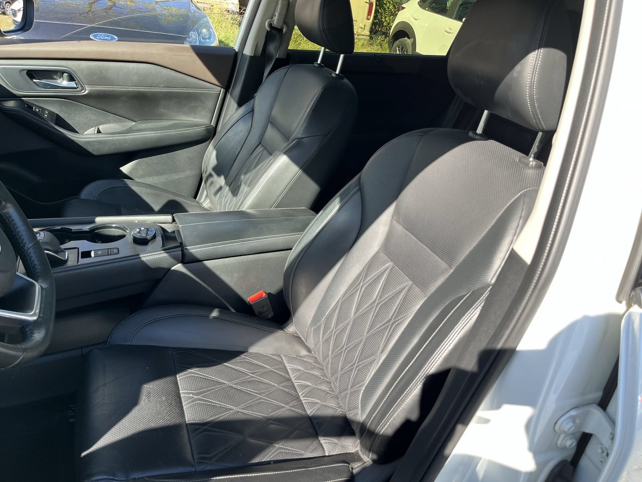 Used 2023 Nissan Rogue Platinum AWD/4WD image 5