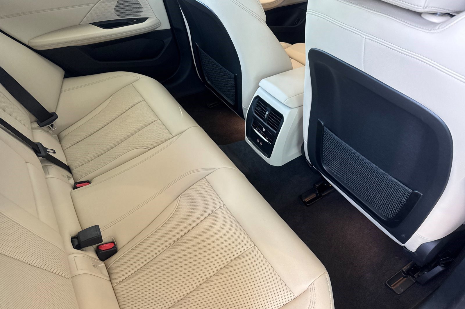 Certified 2023 BMW i4 eDrive35 RWD image 30
