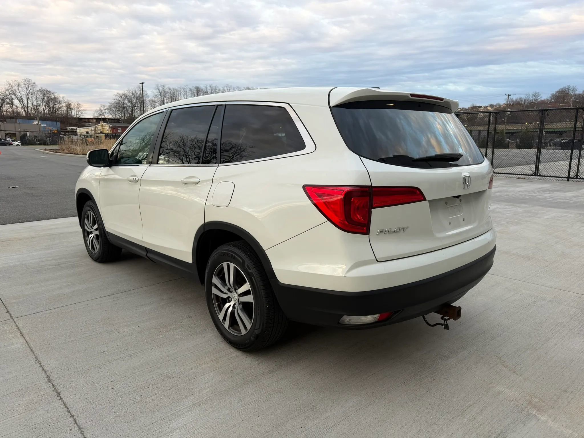 Used 2016 Honda Pilot EX image 8