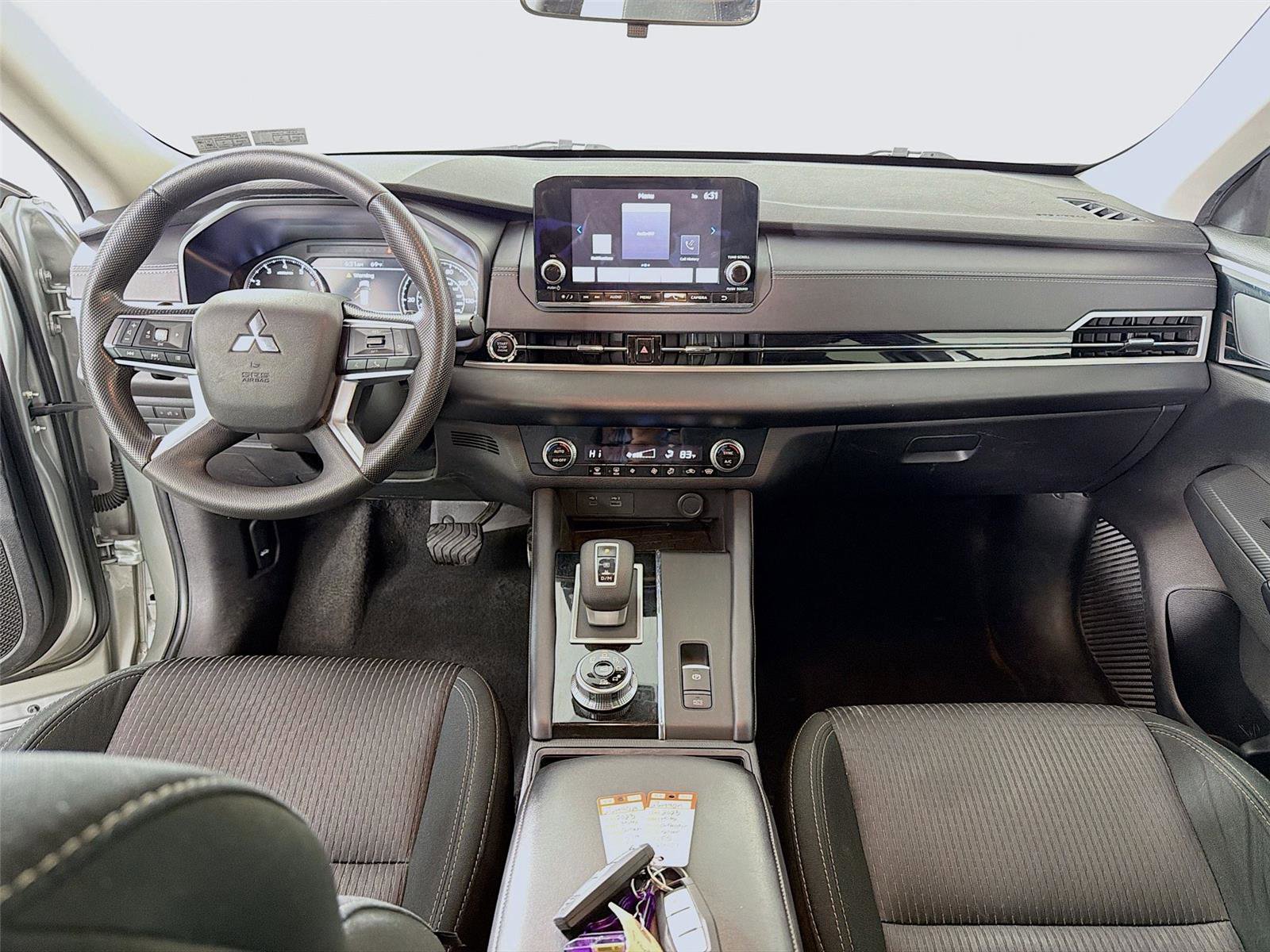 Used 2023 Mitsubishi Outlander ES AWD/4WD image 21