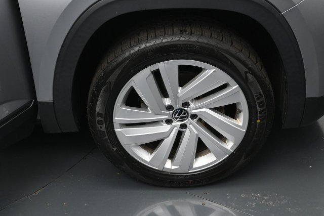 Used 2020 Volkswagen Atlas Cross Sport SE AWD/4WD image 37