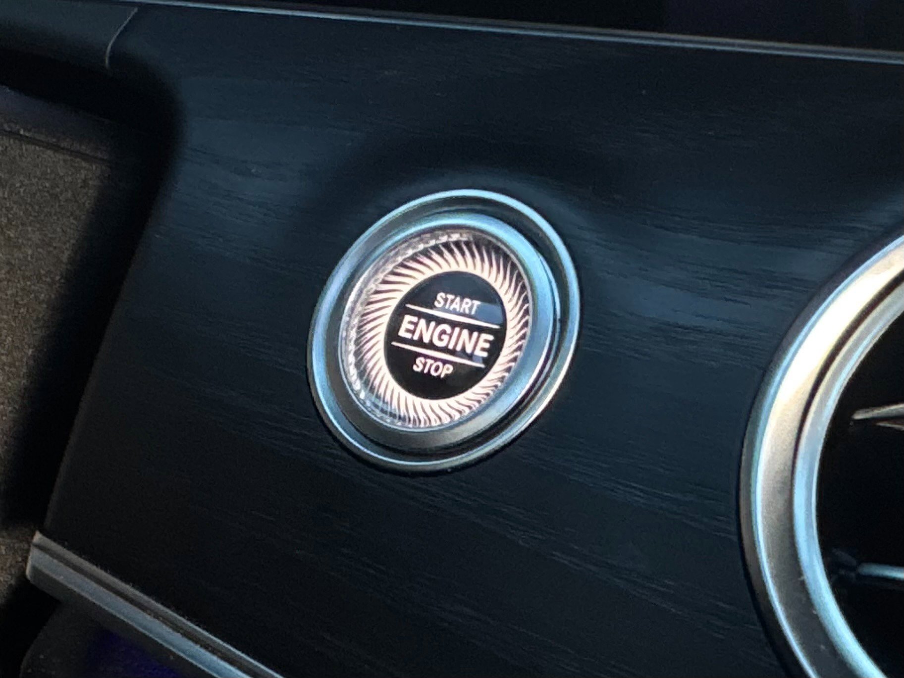 Used 2022 Mercedes-Benz E 350 Sedan image 35