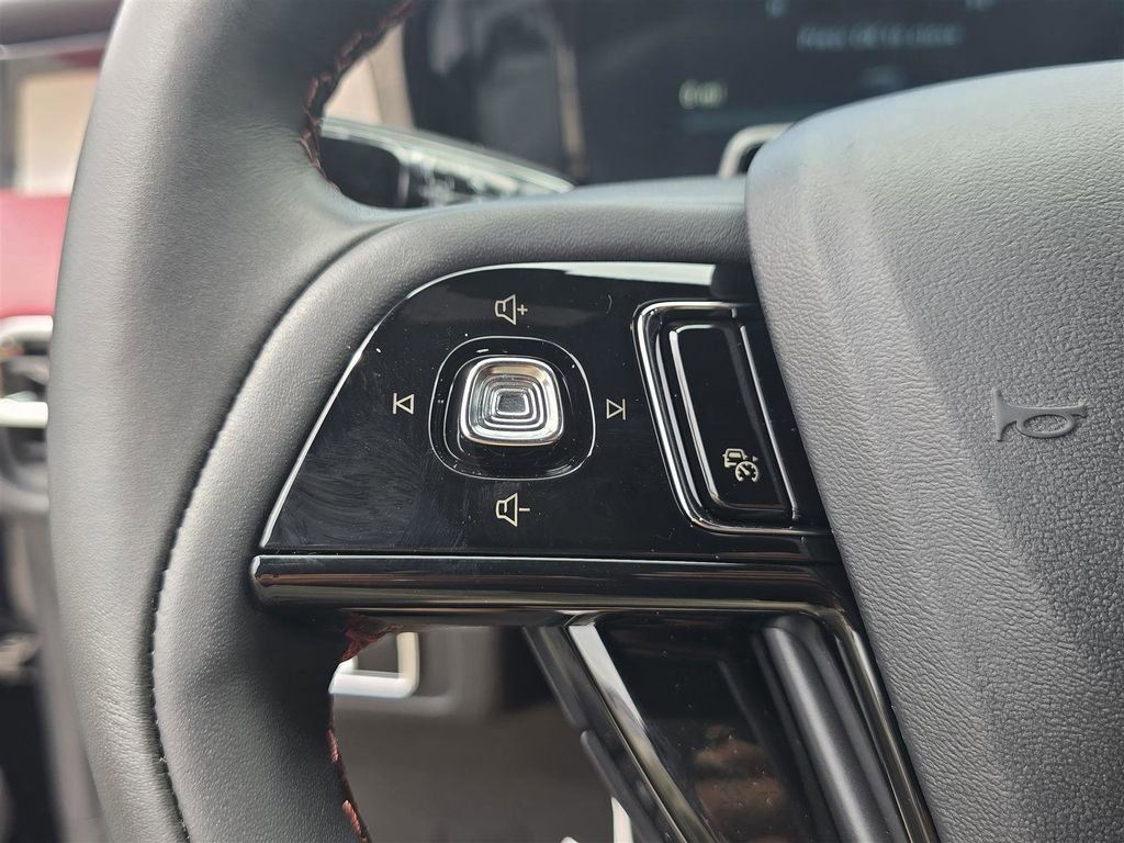 New 2025 Lincoln Corsair Grand Touring w/ Equipment Group 302A image 25
