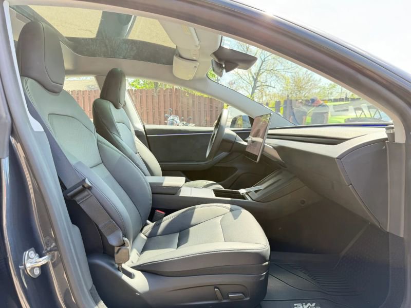 Used 2024 Tesla Model 3 Long Range image 28