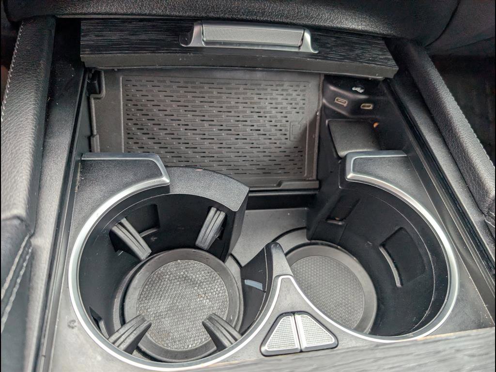 Used 2024 Mercedes-Benz GLS 450 4MATIC image 17