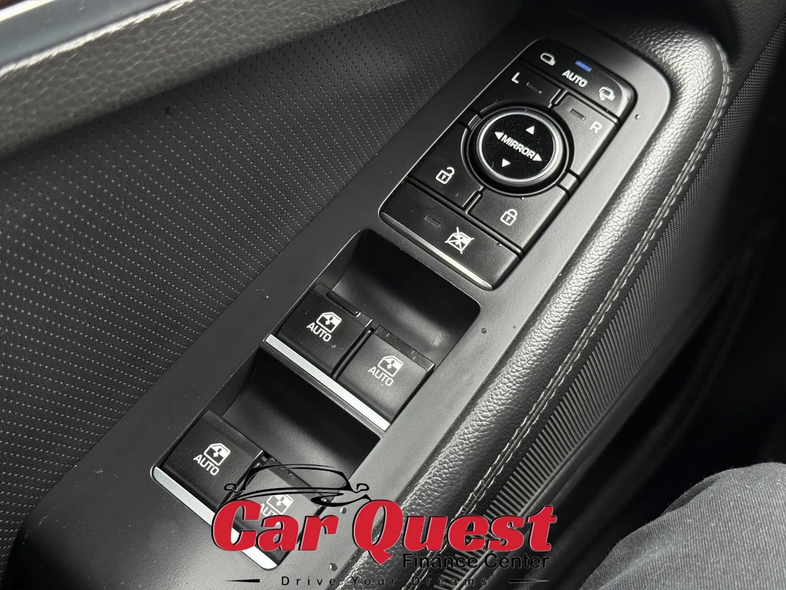 Used 2018 Genesis G80 3.8 AWD/4WD image 21
