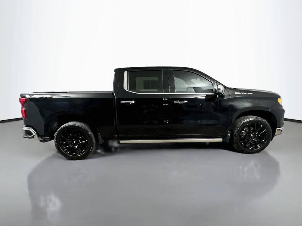 Used 2023 Chevrolet Silverado 1500 LTZ w/ LTZ Convenience Package II AWD/4WD image 7
