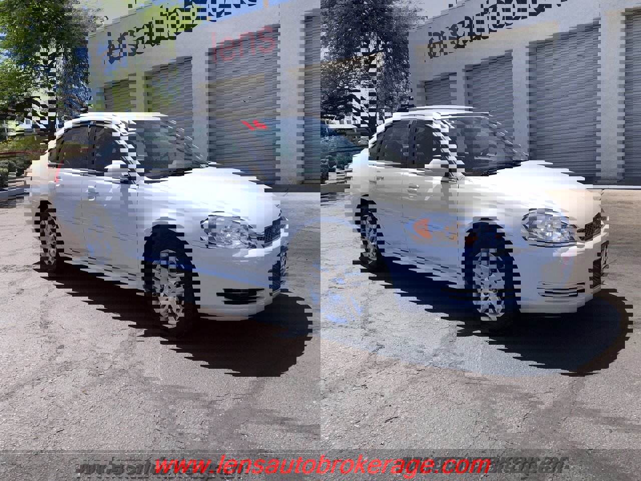 Used 2016 Chevrolet Impala LT image 2