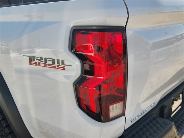 Used 2023 Chevrolet Colorado Trail Boss w/ Technology Package image 7