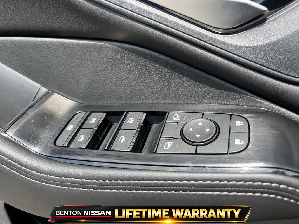 Certified 2026 Nissan Rogue Dark Armor FWD image 13
