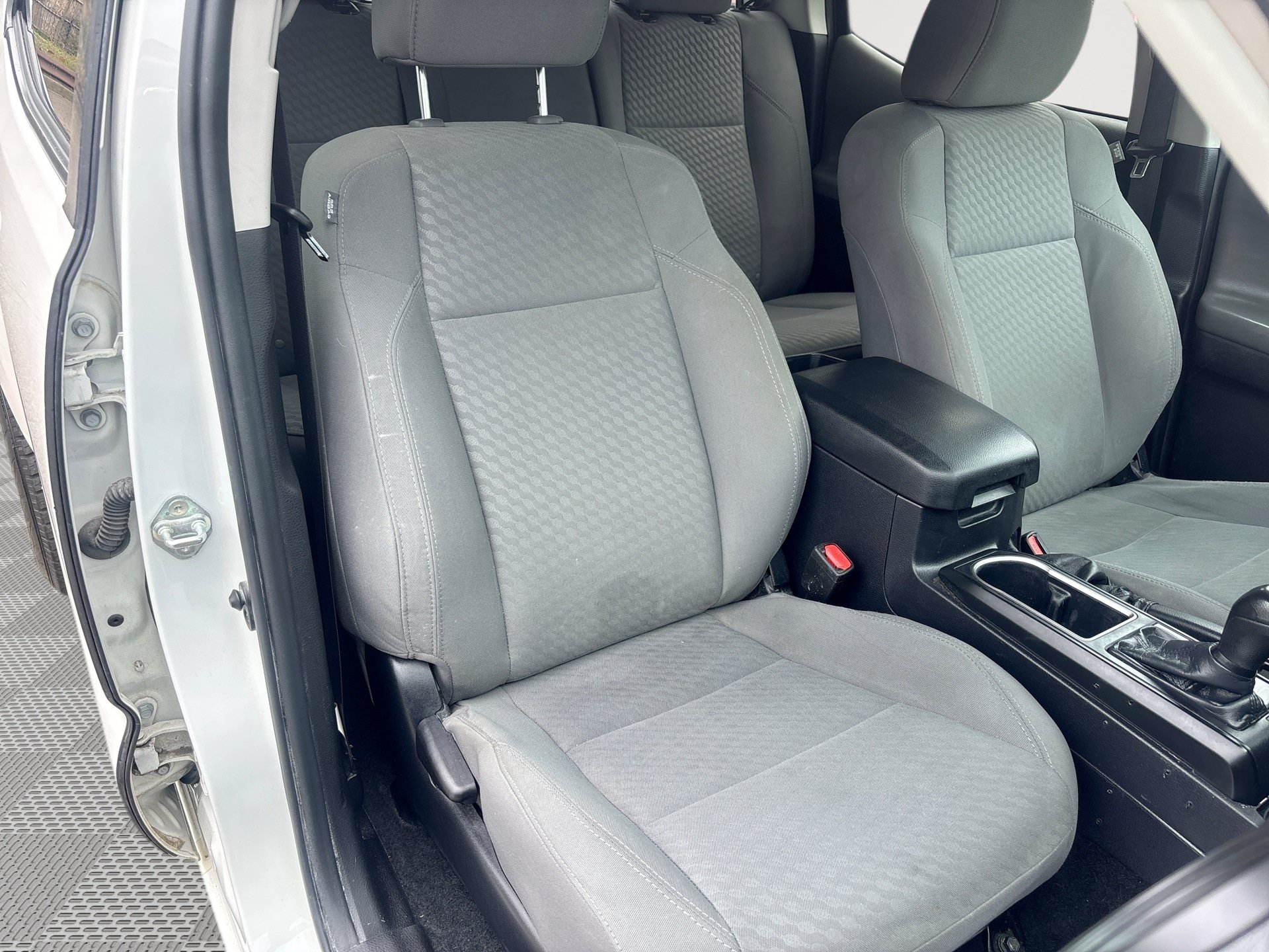 Used 2021 Toyota Tacoma SR AWD/4WD image 27