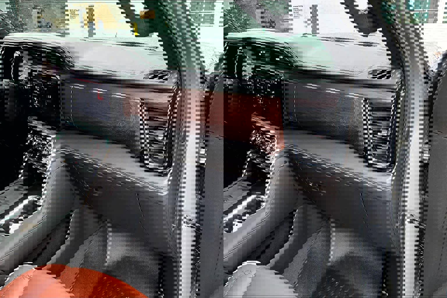 Used 2024 GMC Sierra 2500 Denali Ultimate w/ Max Trailering Package image 19