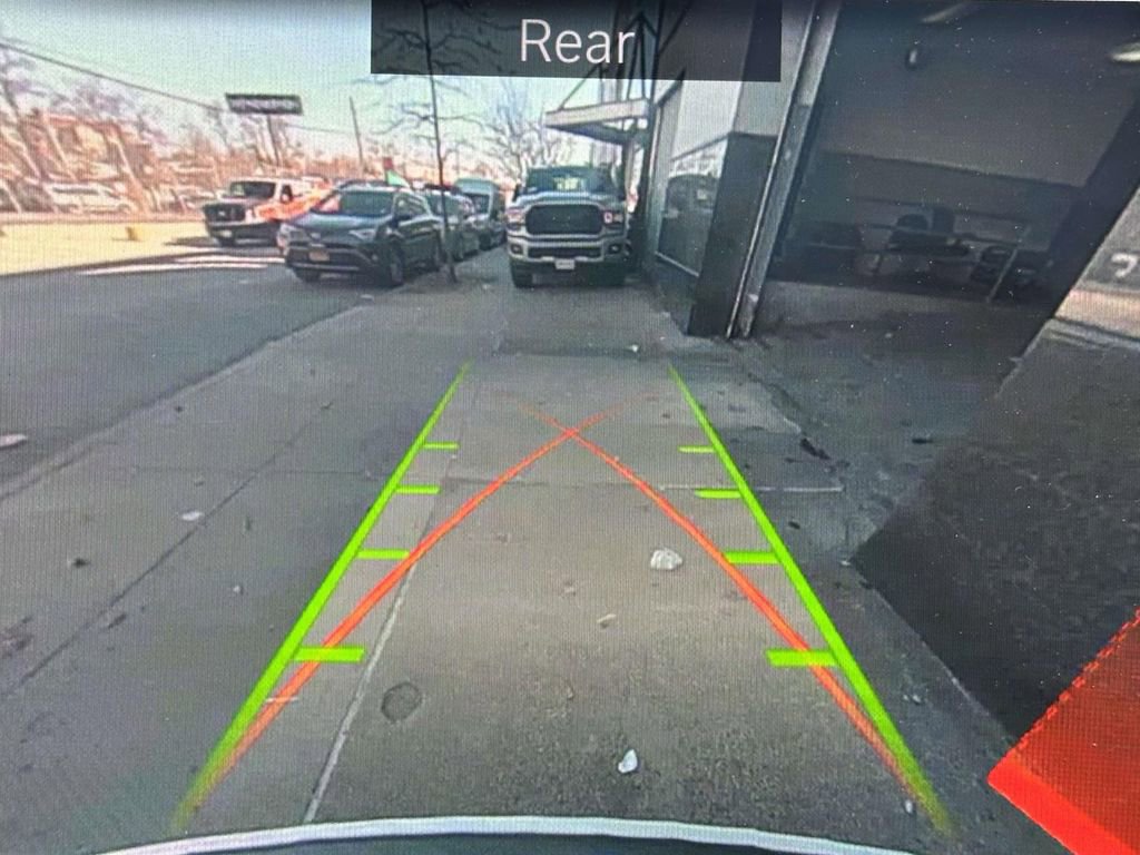 Used 2020 BMW X5 xDrive40i w/ Convenience Package image 22