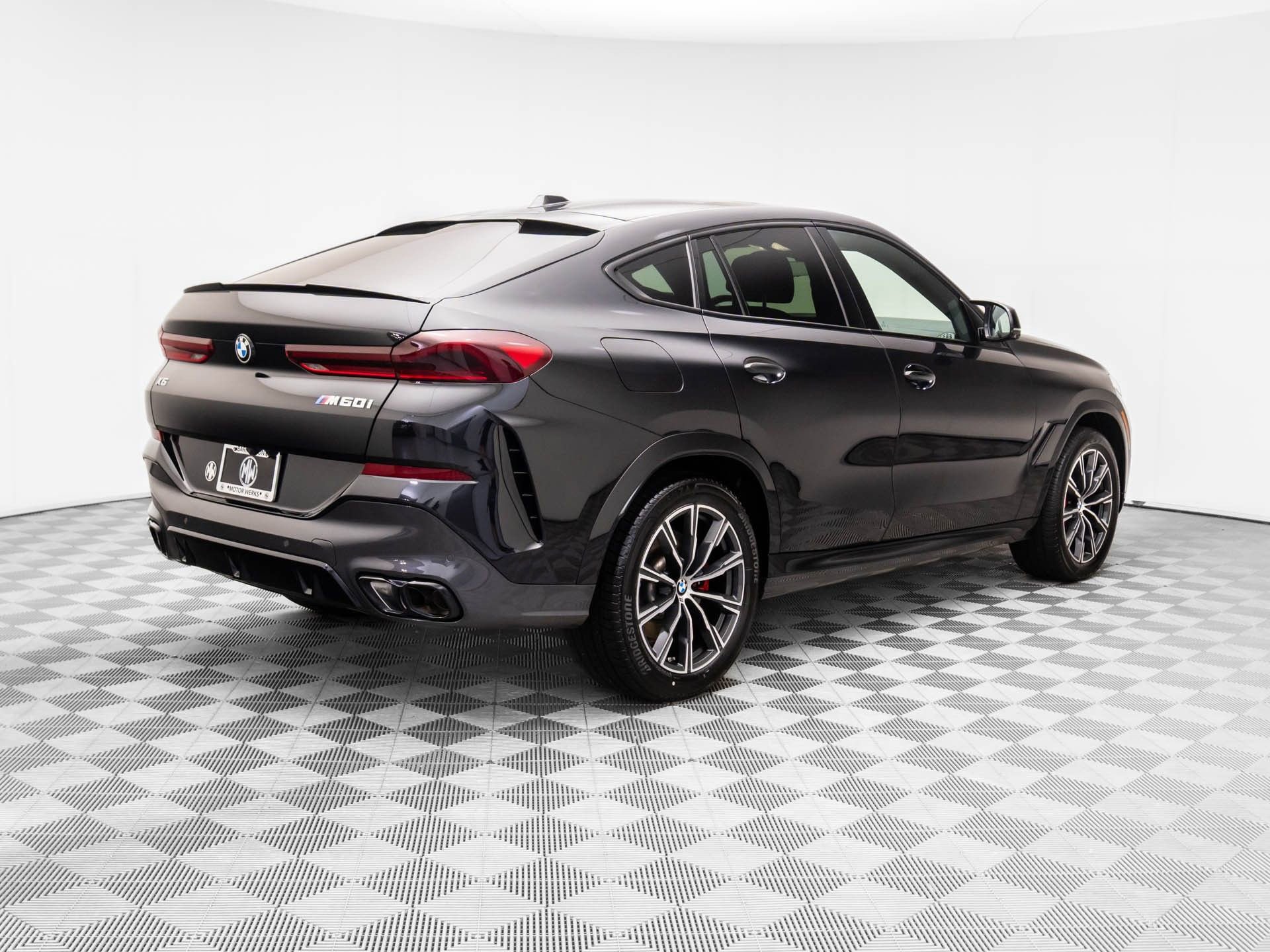 Used 2024 BMW X6 M60i w/ Dynamic Handling Package AWD/4WD image 5