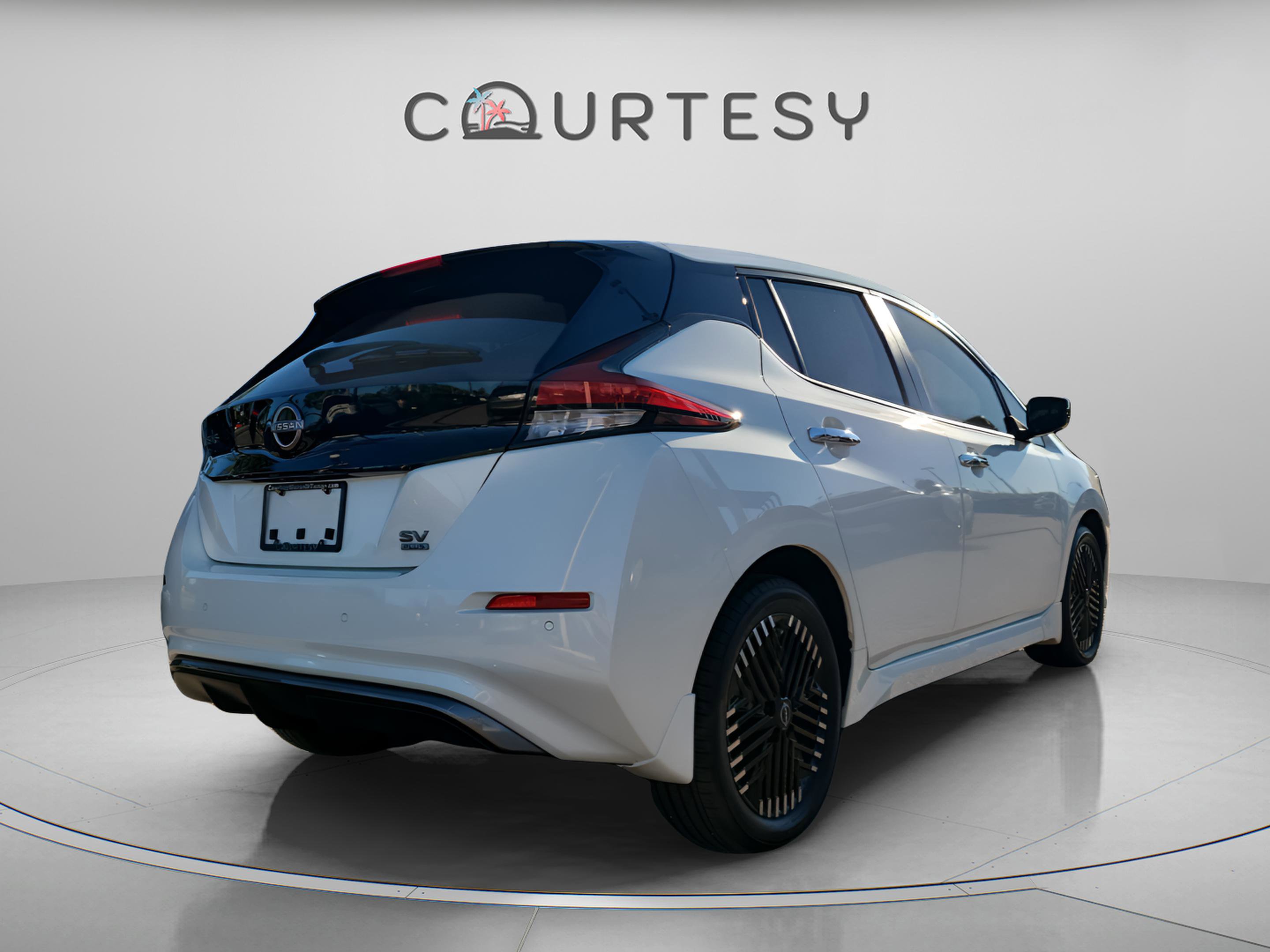 Certified 2024 Nissan Leaf SV Plus image 5