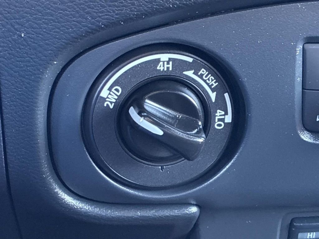 Certified 2023 Nissan Frontier PRO-4X w/ Pro Convenience Package image 28