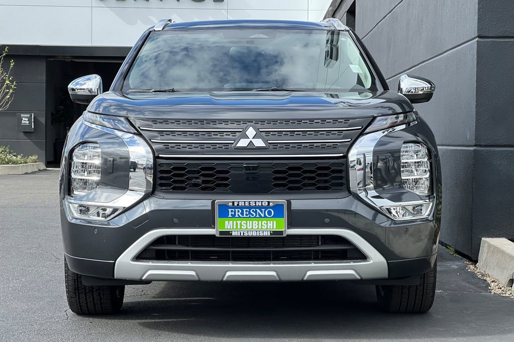 New 2025 Mitsubishi Outlander SEL image 10