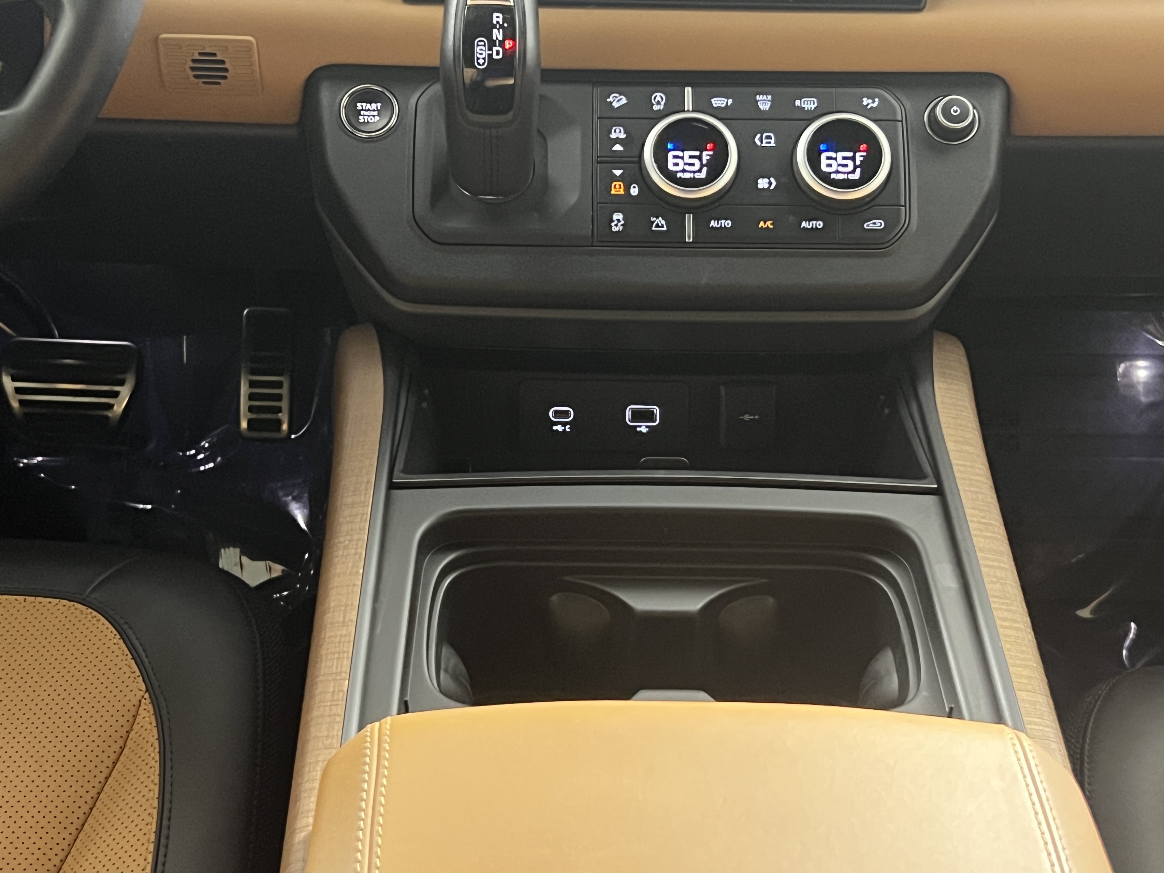 Used 2023 Land Rover Defender 110 X AWD/4WD image 18