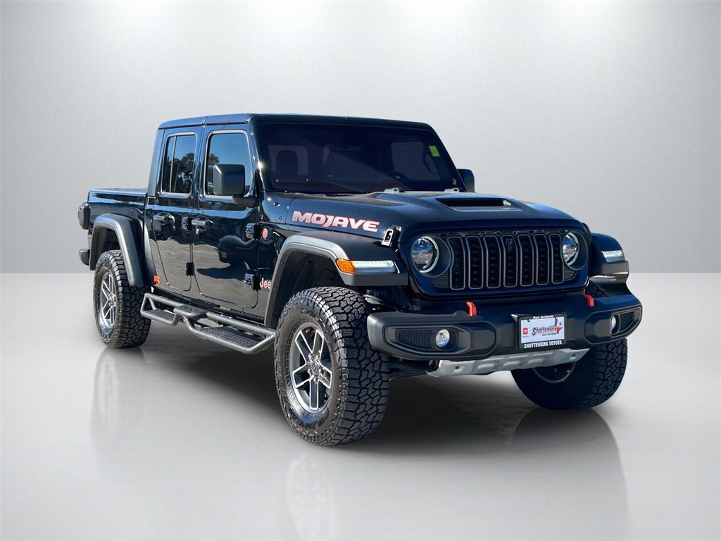 Used 2025 Jeep Gladiator Mojave w/ Safety Group image 3