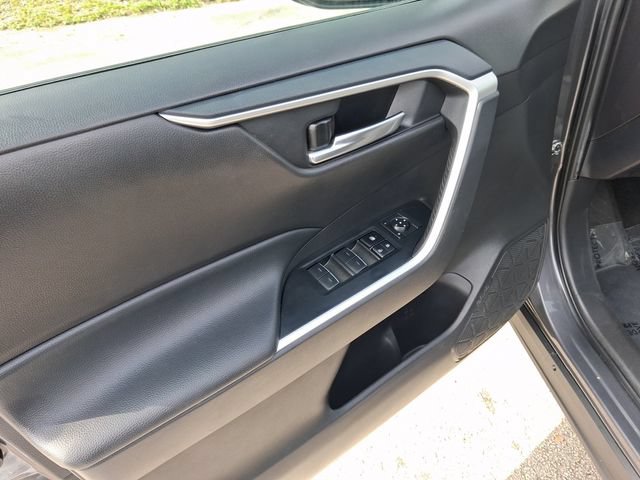 Used 2024 Toyota RAV4 XLE FWD image 13