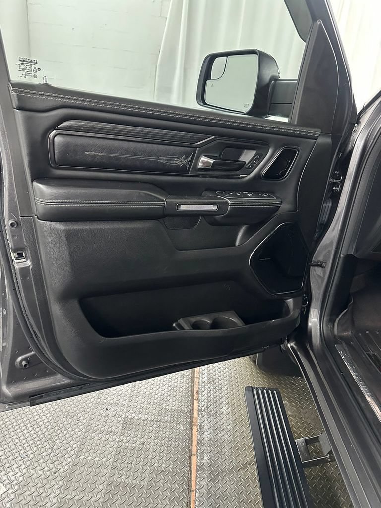 Used 2022 RAM 1500 Limited AWD/4WD image 7