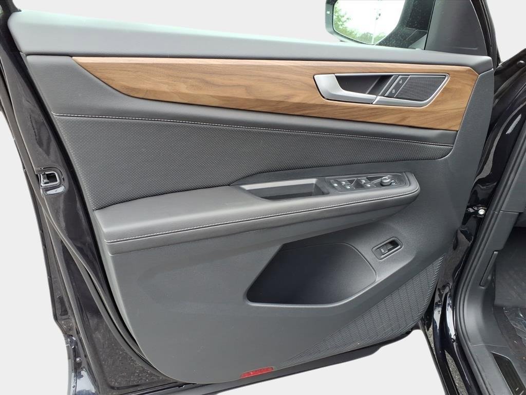 New 2026 Volkswagen Atlas SE image 9