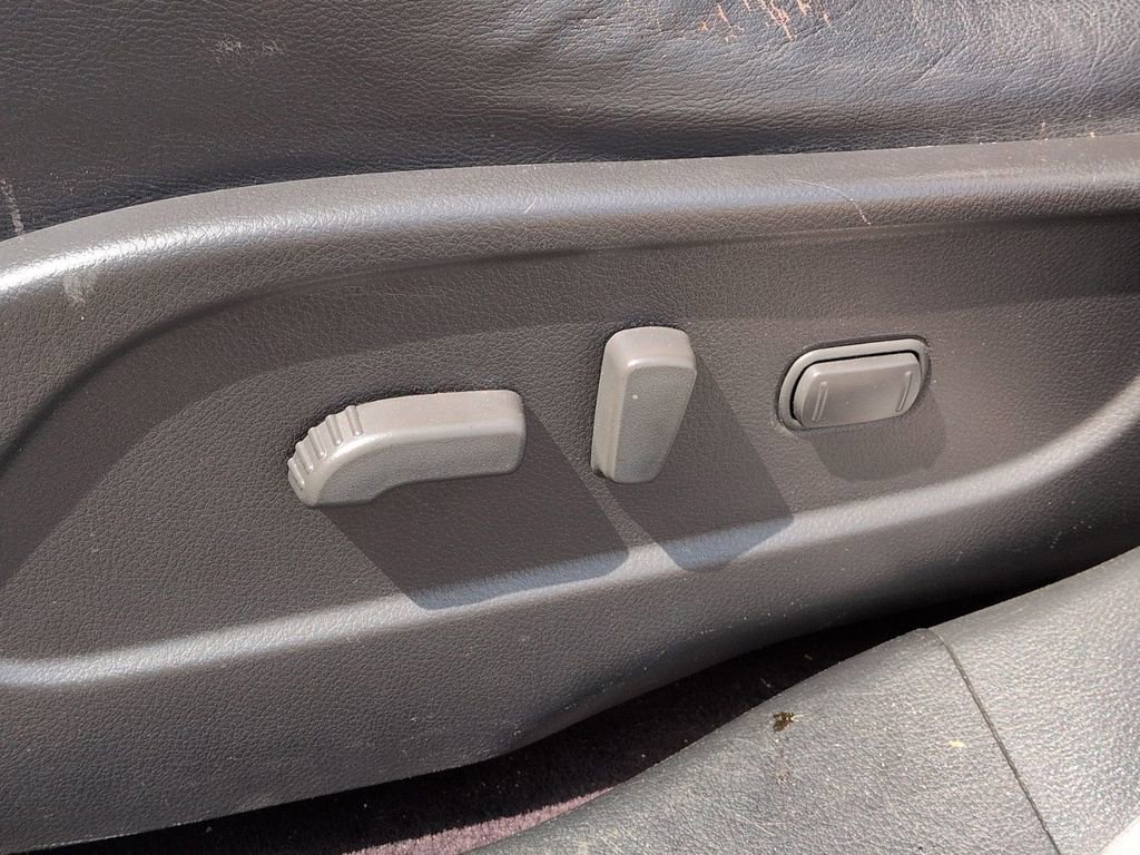 Used 2010 Nissan Murano LE image 16