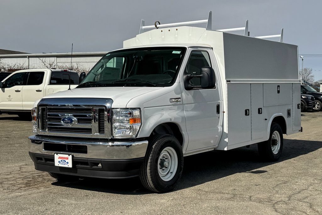 New 2025 Ford E-350 and Econoline 350 Super Duty w/ Power Equipment Group RWD image 7
