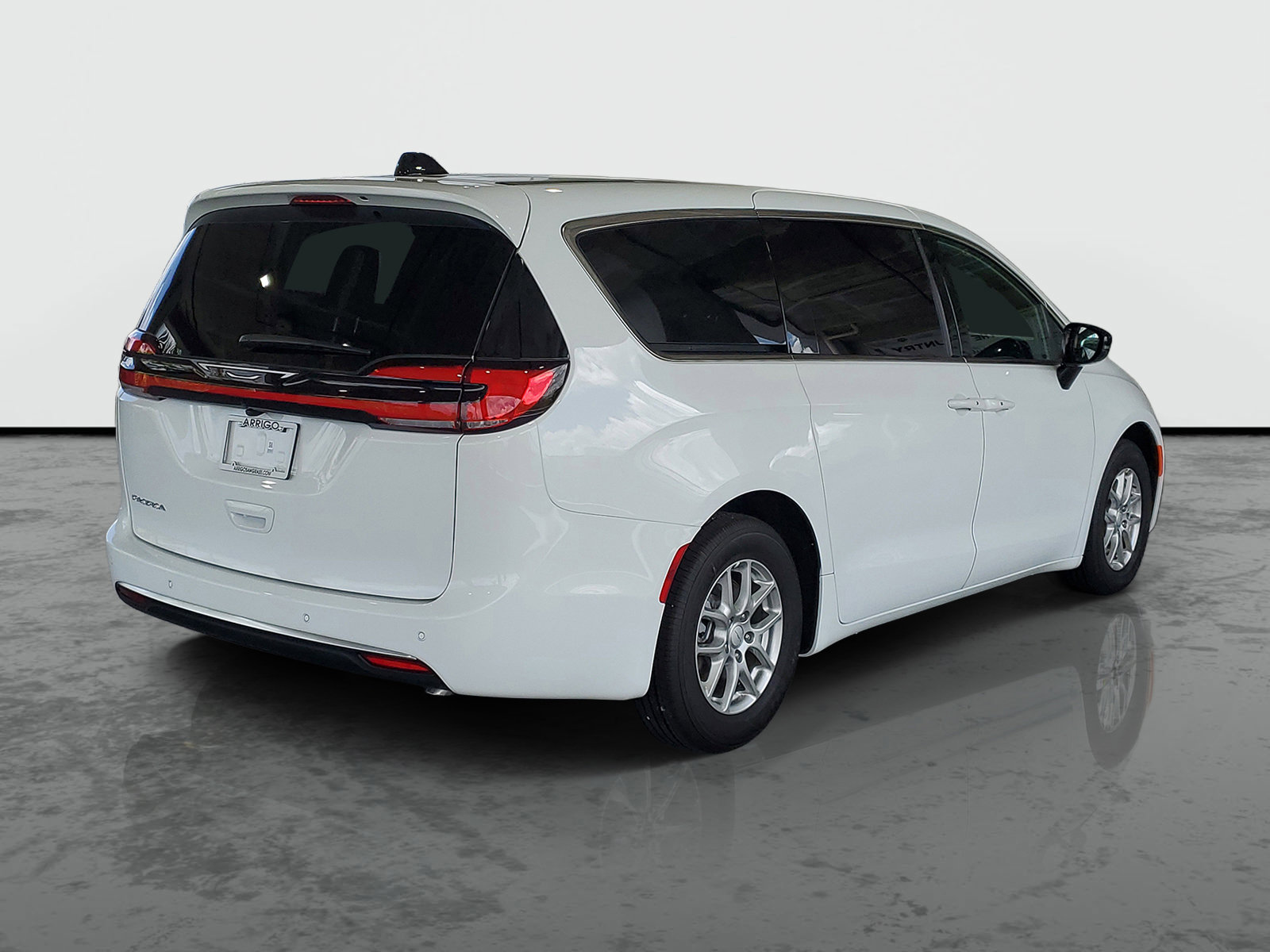 New 2027 Chrysler Pacifica Select FWD image 2