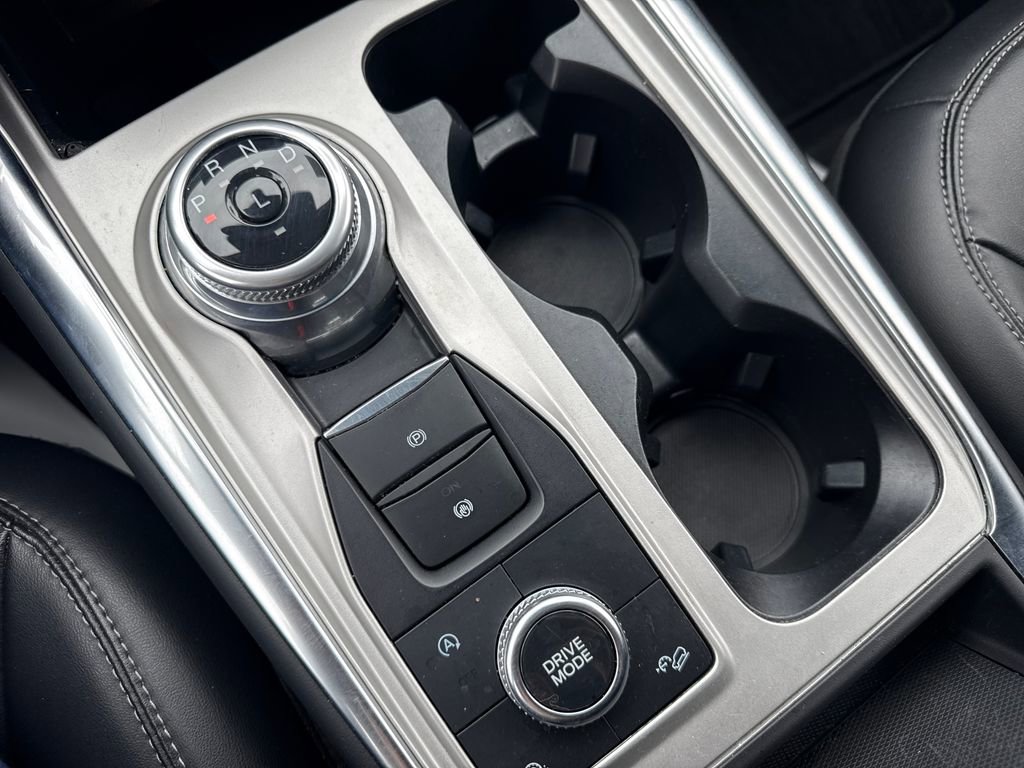 Used 2023 Ford Explorer XLT w/ Equipment Group 202A image 41