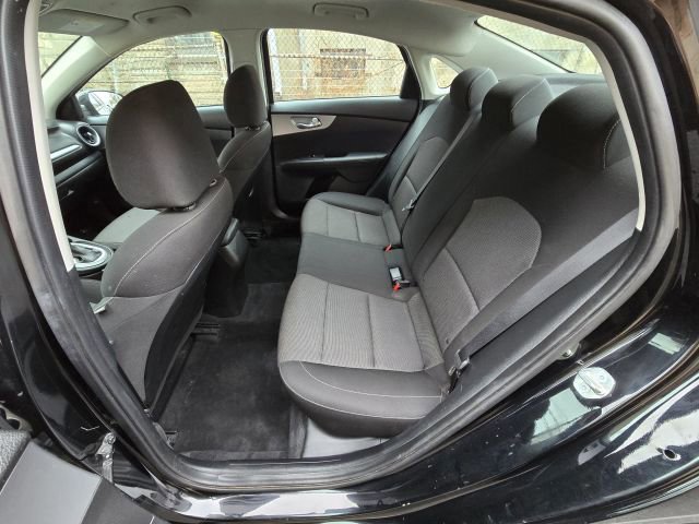 Used 2023 Kia Forte LXS w/ LXS Technology Package image 11