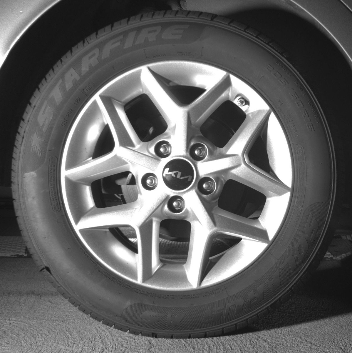 Used 2025 Kia Soul LX w/ LX Technology Package FWD image 22