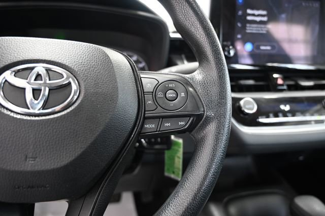 Used 2023 Toyota Corolla LE image 22