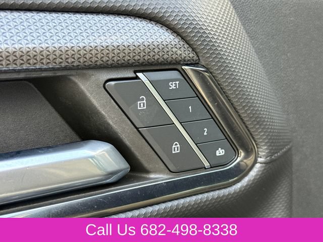 Used 2024 Chevrolet Silverado 2500 ZR2 w/ Technology Package AWD/4WD image 21