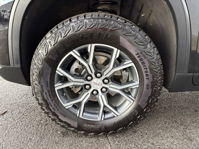 Used 2024 GMC Acadia AT4 w/ LPO, Floor Liner Package image 9