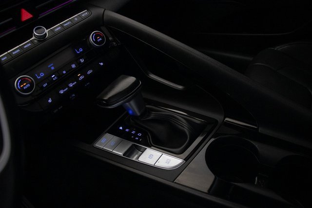 Used 2023 Hyundai Elantra Limited w/ Cargo Package image 31