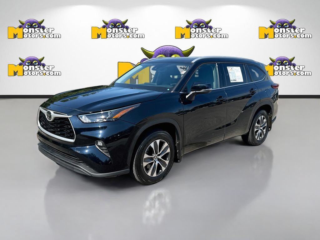 Used 2022 Toyota Highlander XLE