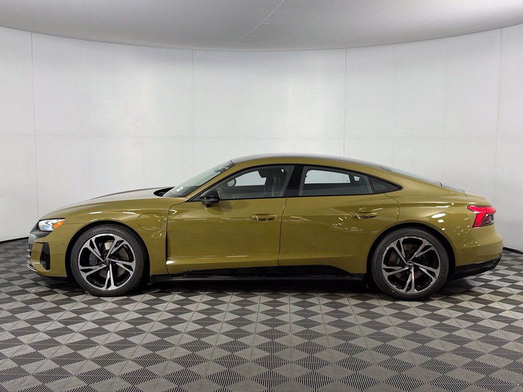 Used 2022 Audi e-tron GT Prestige AWD/4WD image 10